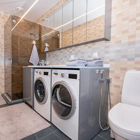 Stylish In The Heart Of Apartamento