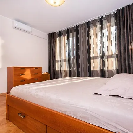 Stylish In The Heart Of Apartman