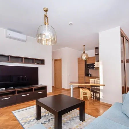 Stylish In The Heart Of Apartman Pärnu